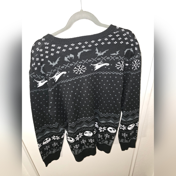 Nightmare Before Christmas Sweater XL - Picture 2 of 3